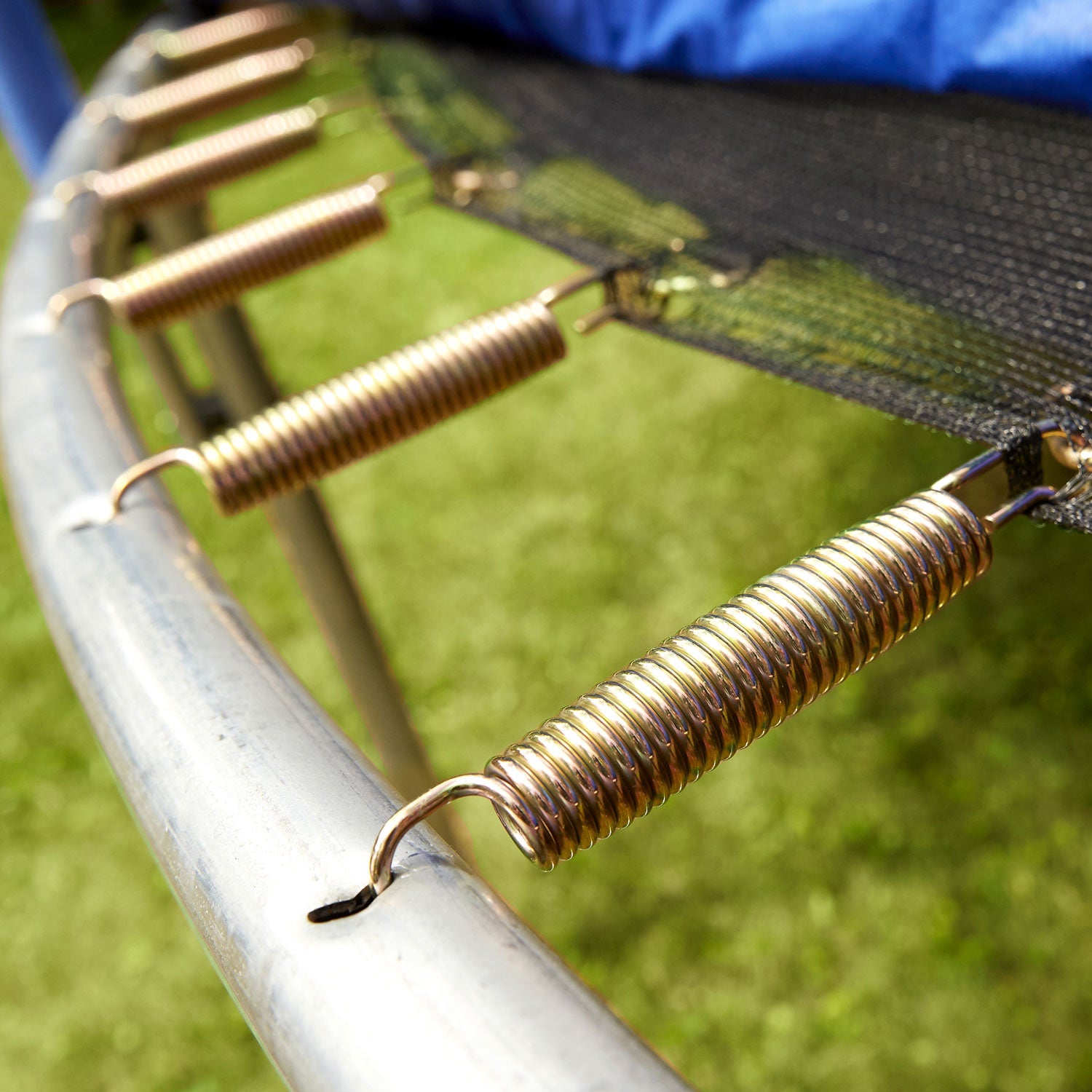Mega 15-foot Trampoline - Image 5